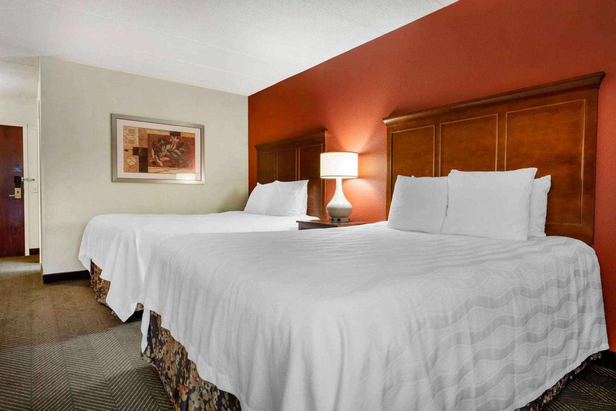 Best Western Plus St. Paul North/Shoreview Exterior photo