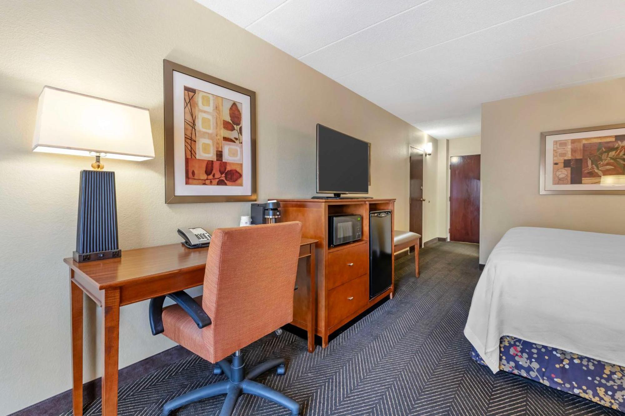 Best Western Plus St. Paul North/Shoreview Exterior photo