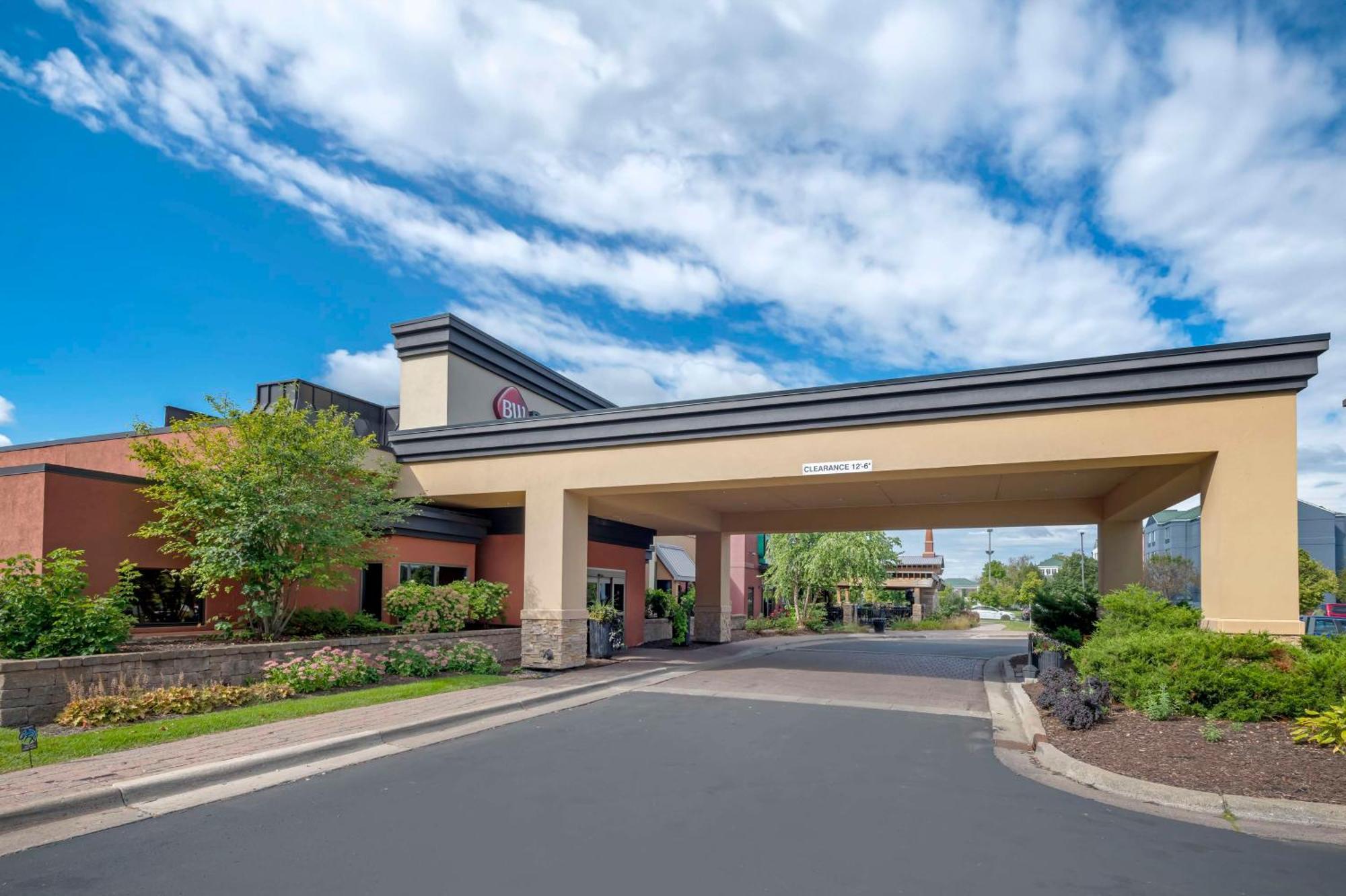 Best Western Plus St. Paul North/Shoreview Exterior photo